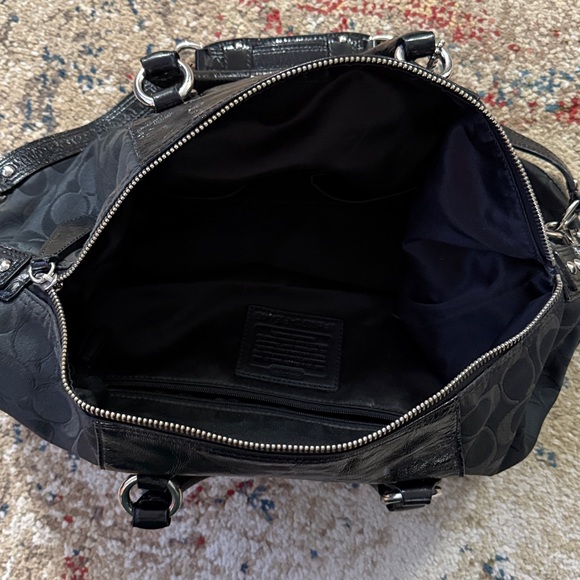 Coach Vintage Ashley Convertible Satchel Purse - Picture 6 of 12